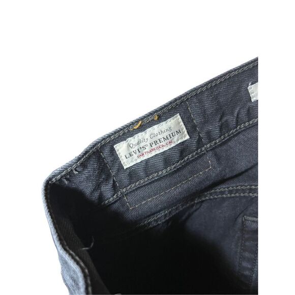 Levi’s Premium Wedgie Straight Distressed Jeans Size 25 - Picture 7 of 9